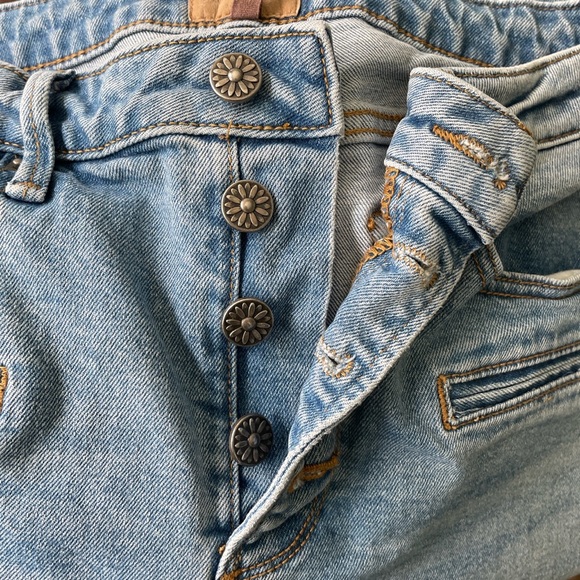 Driftwood Charlee Cropped Wide Leg Silver Flower Button Fly Jeans Size 28 - Picture 2 of 6